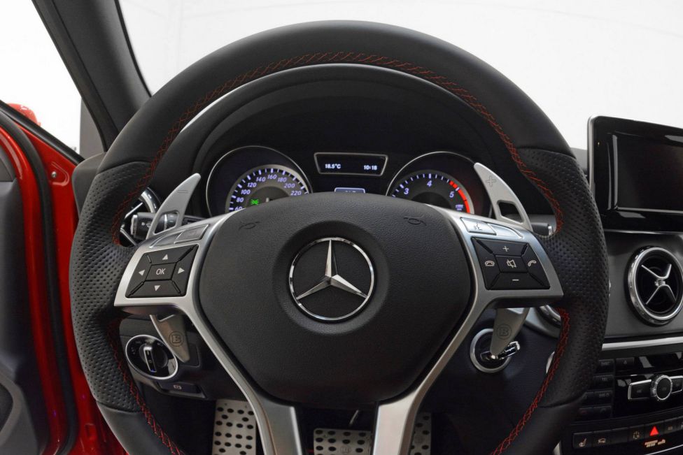 Brabus lleva el Mercedes GLA 45 hasta los 400 CV