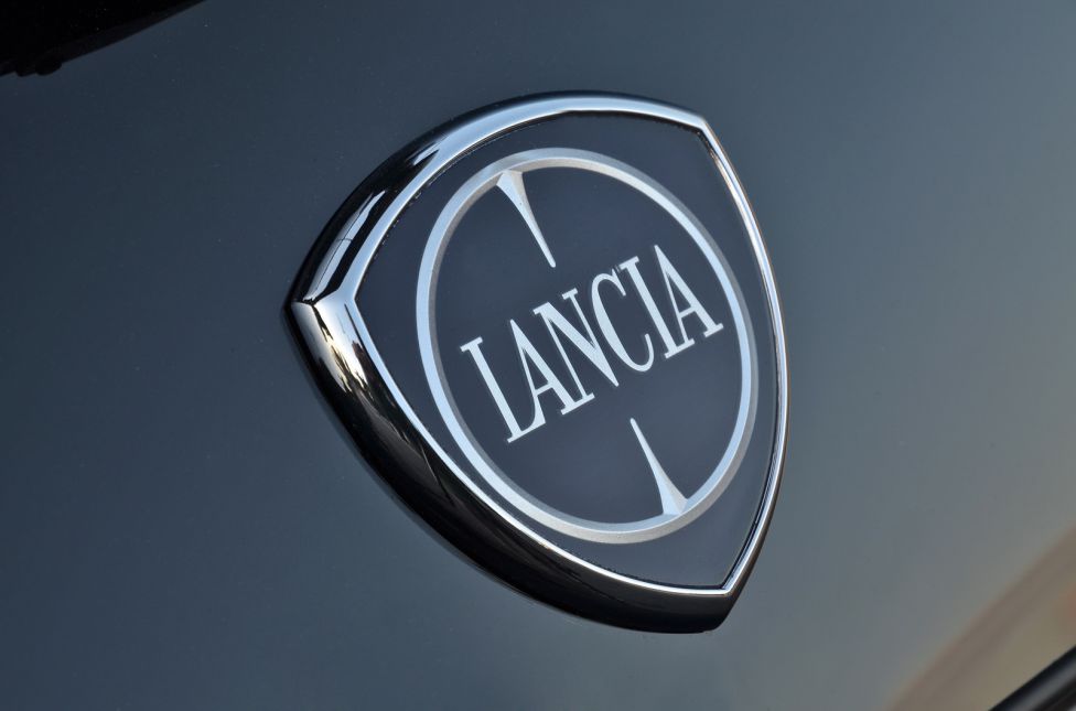 Ypsilon 30 Aniversario