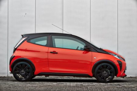 El Aygo saca su lado macarra