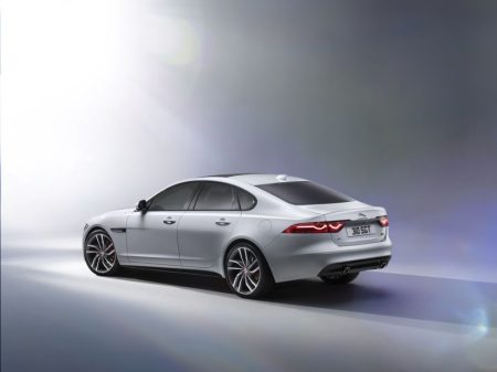 Jaguar XF 2015
