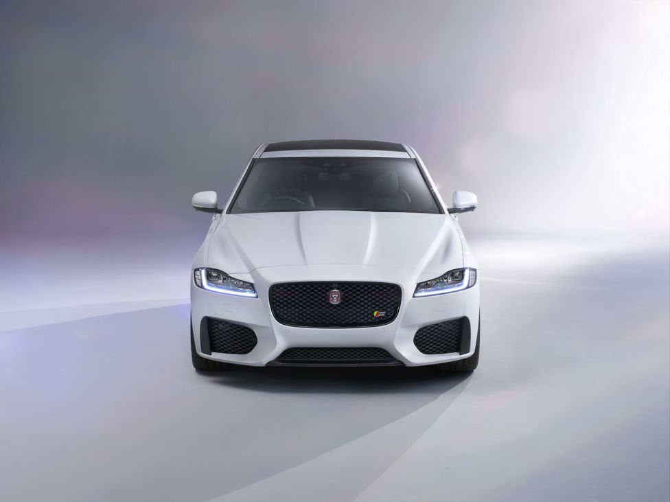 Jaguar XF 2015