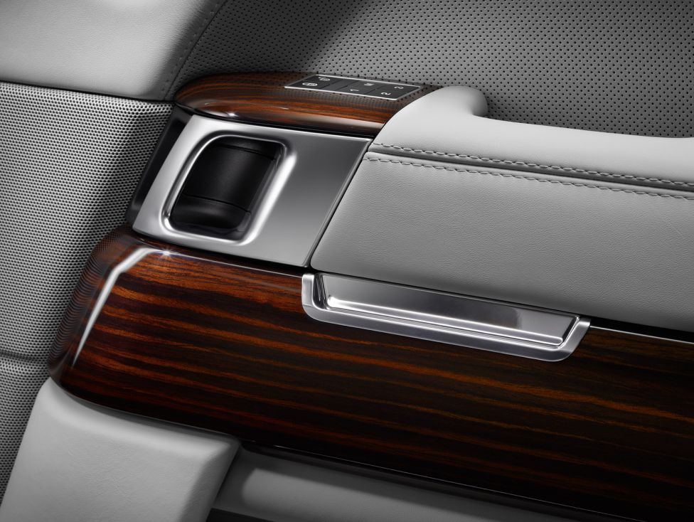 Range Rover SVAutobiography