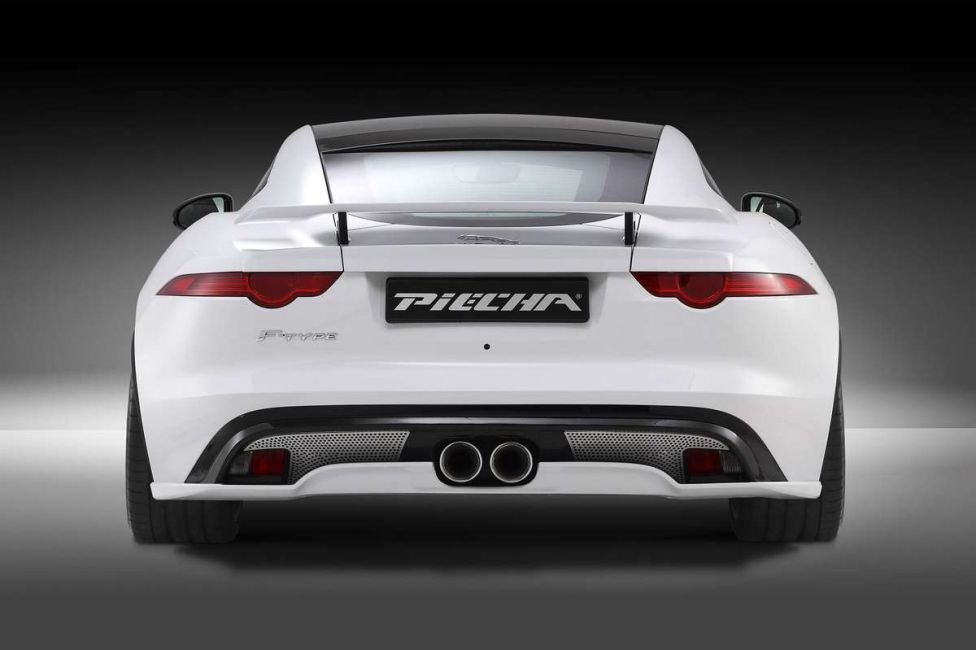Piescha perfecciona el F-Type
