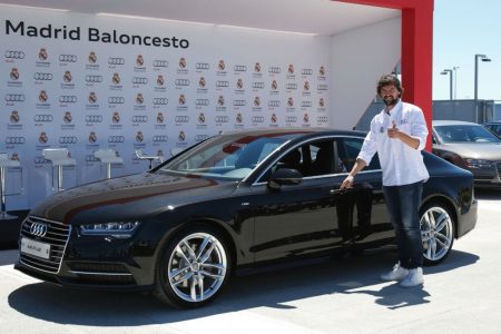 Audi entrega sus coches al Real Madrid Baloncesto