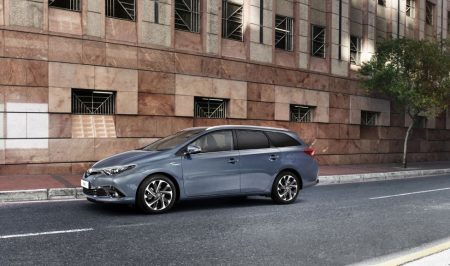 Toyota Auris 2015