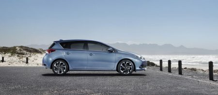 Toyota Auris 2015