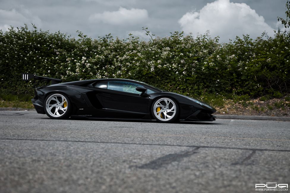 SR Auto Lamborghini Aventador
