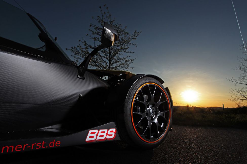 El X-Bow dorado mete miedo