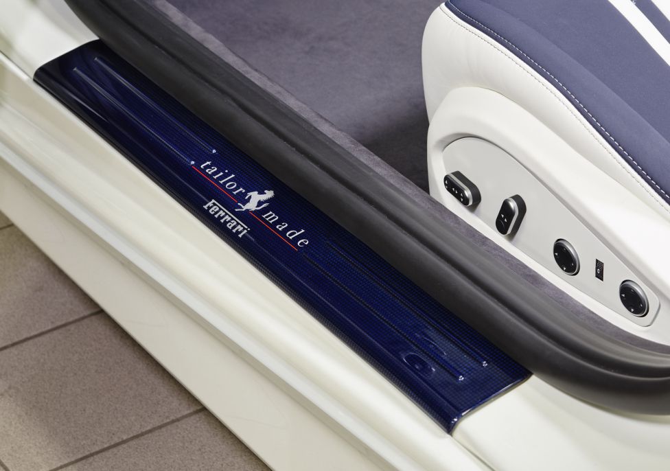 Ferrari California T