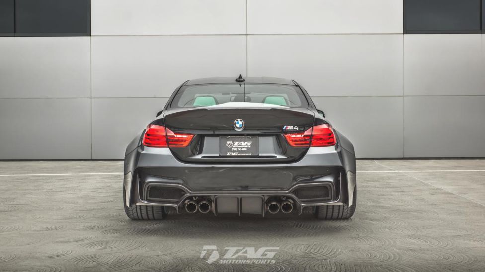 TAG BMW M4