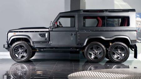 Kahn Flying Huntsman