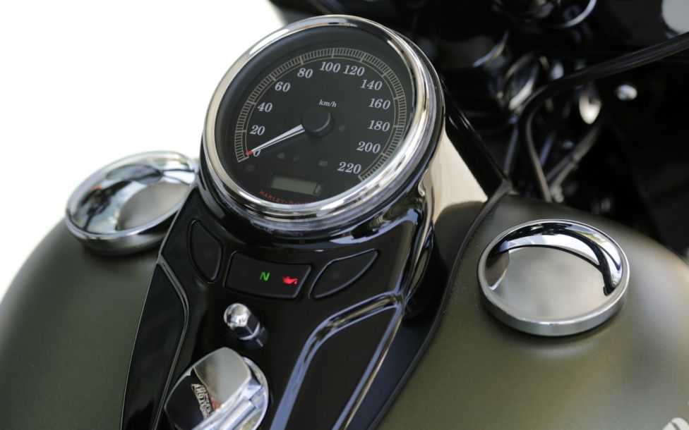 Harley-Davidson Slim S