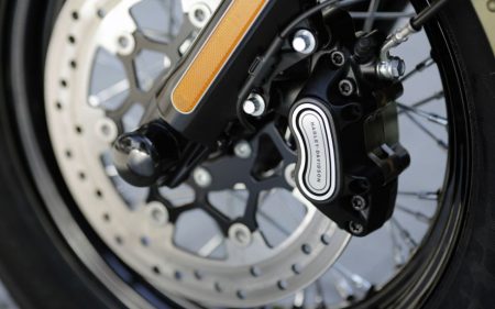 Harley-Davidson Slim S