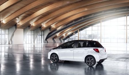 Toyota Yaris 2016