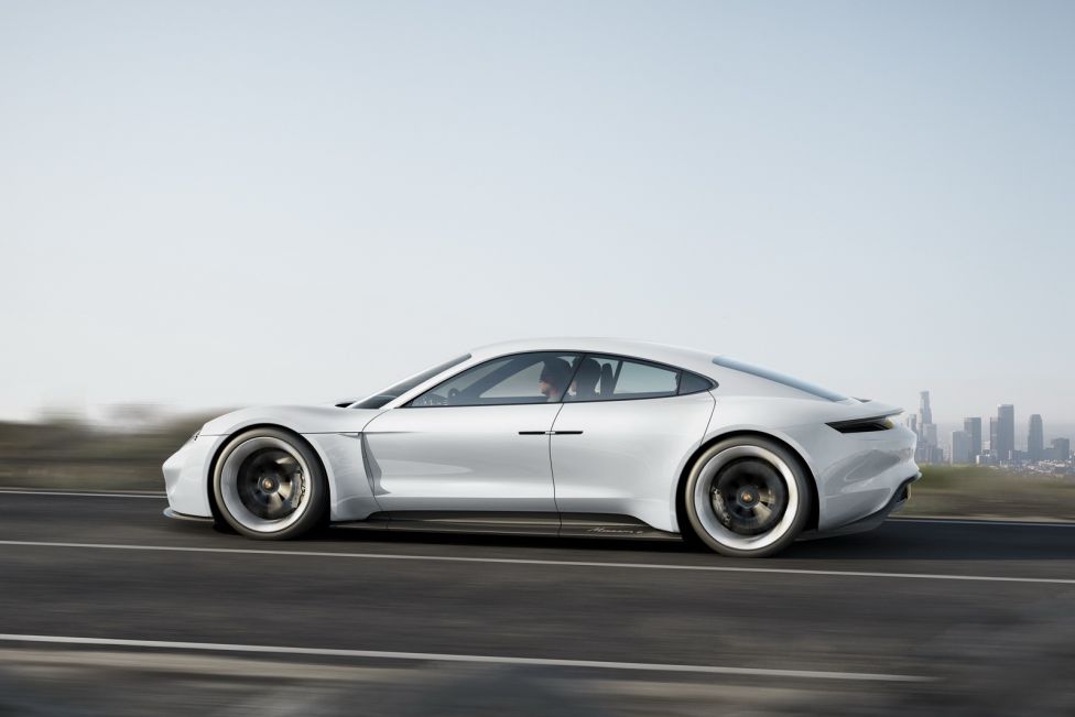 Todos los detalles del prototipo Porsche Mission E Concept