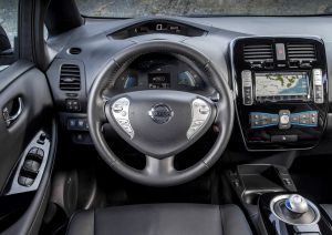 Salpicadero del Nissan Leaf
