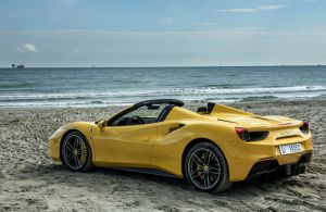 Ferrari 488 Spider. Ferrari 488 Spider.