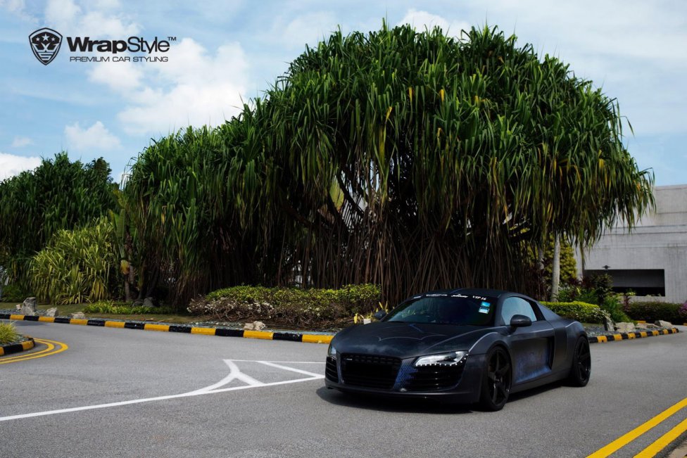 Superdeportivo de día y superhéroe de noche